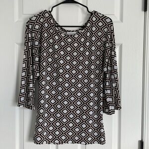 ♻️geometric half sleeve top